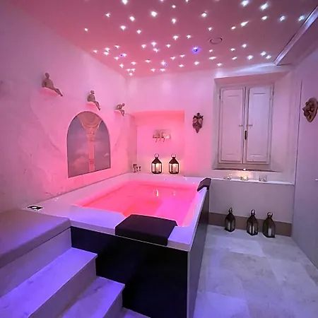 Palazzo Barbini Dimora Storica Apartmanhotel 4*