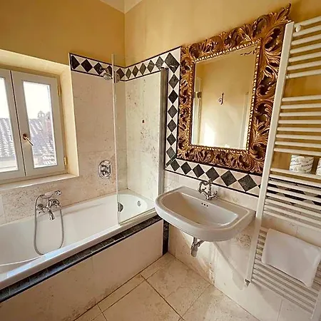 Palazzo Barbini Dimora Storica Apartmanhotel Castiglione del Lago