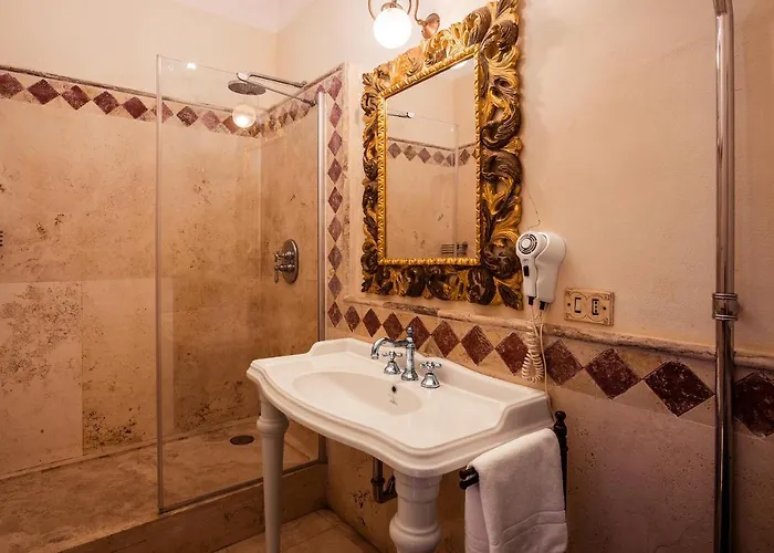 Palazzo Barbini Dimora Storica Aparthotel Castiglione del Lago