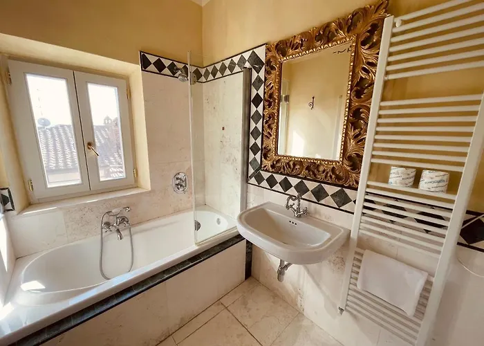 Aparthotel Palazzo Barbini Dimora Storica Castiglione del Lago